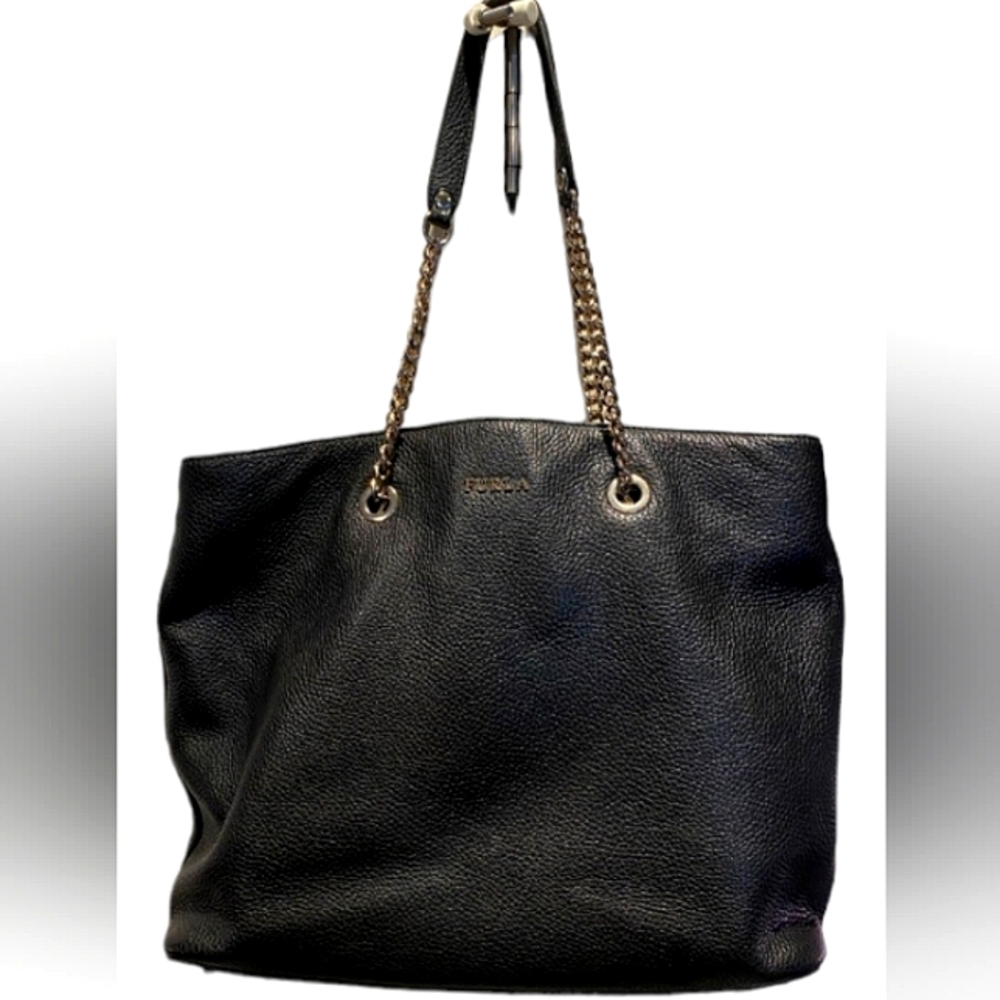 FURLA AUTHENTIC BLACK PEBBLED LEATHER TOTE EUC
